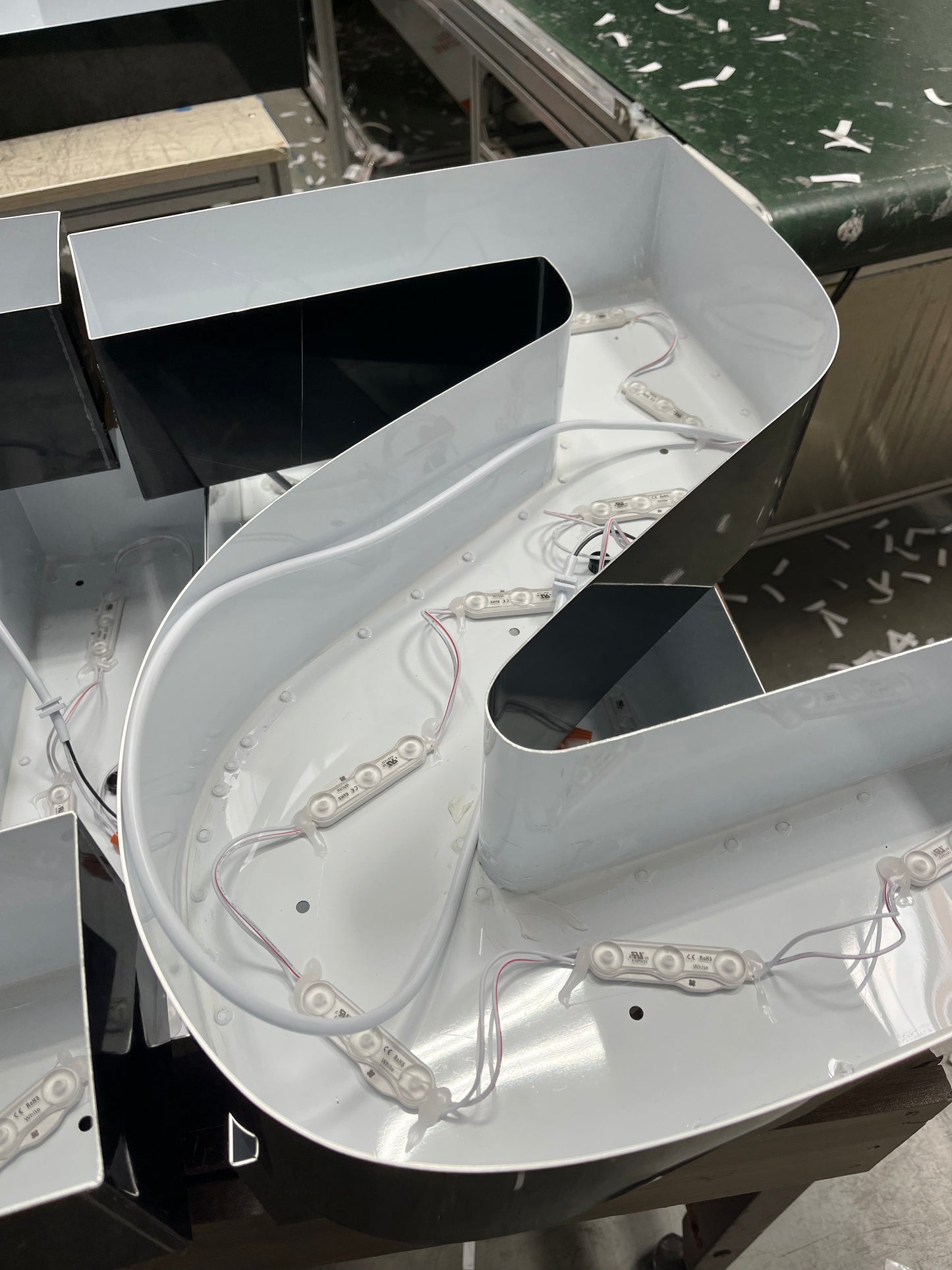 01-标准通道字母