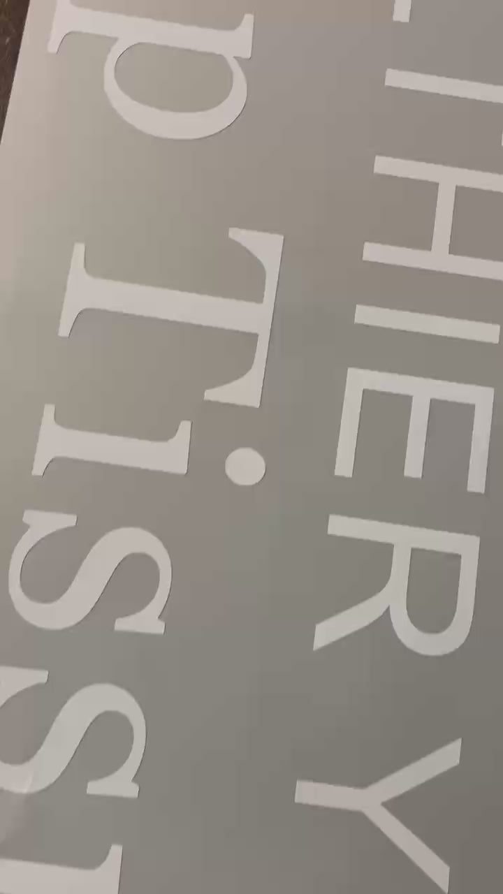 白色乙烯基刻字实拍视频